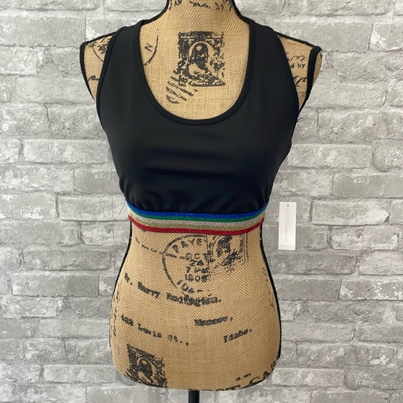 NY & Company High-Waisted Pocket Capri Legging Set - Rainbow-Stripe - Picture 3 of 16